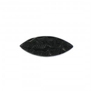 Cabochon navette à motif géométrique en relief, noir 36x14 mm