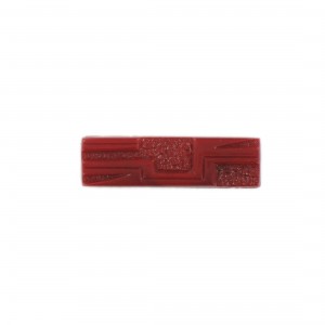 Cabochon rectangle à motifs géométriques en relief, bordeau 34x10 mm