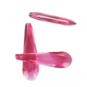 Pendant poire à pans trou borgne, fuchsia 40x12 mm Pendant poire à pans trou borgne, fuchsia 40x12 mm