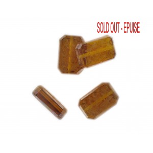 Octagonal bead with engraved arabesques on 2 faces, smoked topaz 18x12 mm