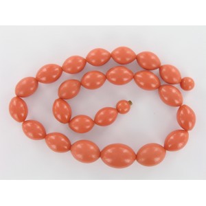 Bakelite necklace with different sizes olive beads, coral red