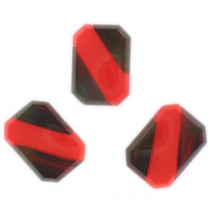 Octogone bicolore, marron et rouge 24x17 mm