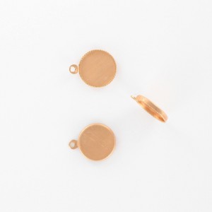 Round cup one ring with serrated edge, Tombak 10 mm Round cup one ring with serrated edge, Tombak 10 mm