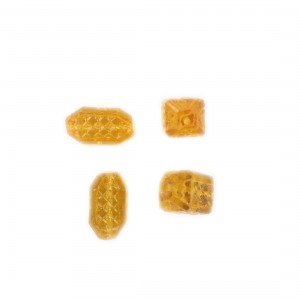 Perle losange à motifs géométriques en relief quatre pans, topaze 13x7,5 mm