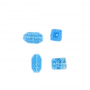 Perle losange à motifs géométriques en relief quatre pans, aigue 13x7,5 mm