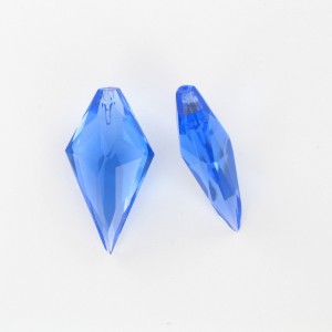 Faceted pendant, blind hole, sapphire 30x17 mm