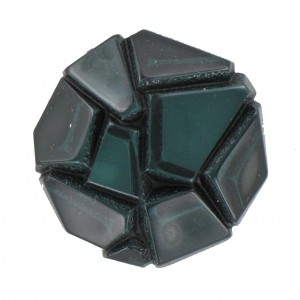 Cabochon with facets, green-black, 30 mm