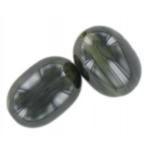 Olive, grey-green 26x18 mm