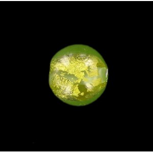 Perle ronde vert sur feuille d'or 8 mm